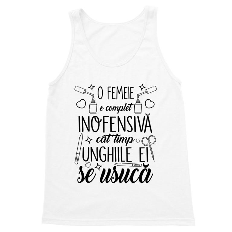 O femeie e complet inofensivă