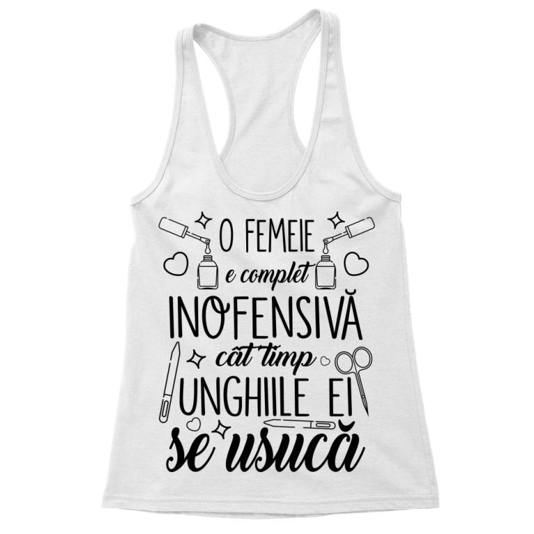 O femeie e complet inofensivă