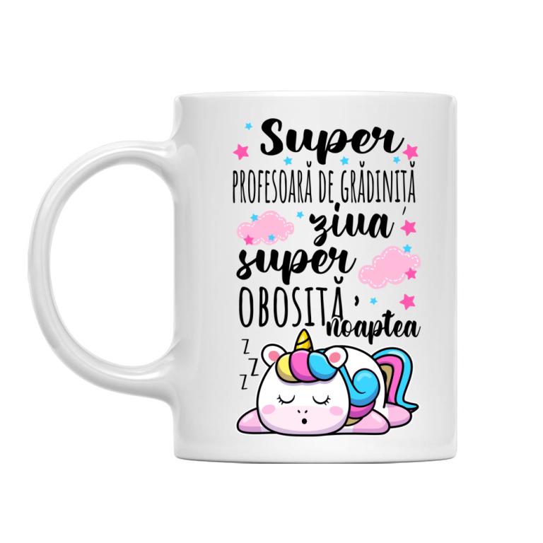 Profesoară de grădiniță super obosită