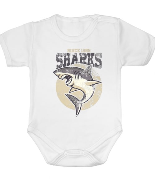 Shark 1985 Póló - Ha Shark rajongó ezeket a pólókat tuti imádni fogod!