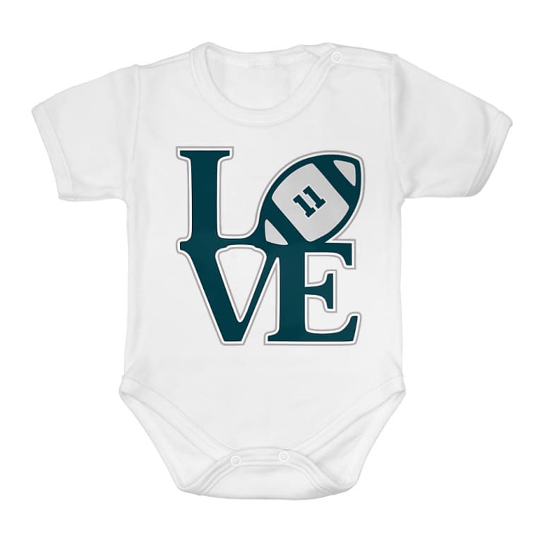 Eagles love