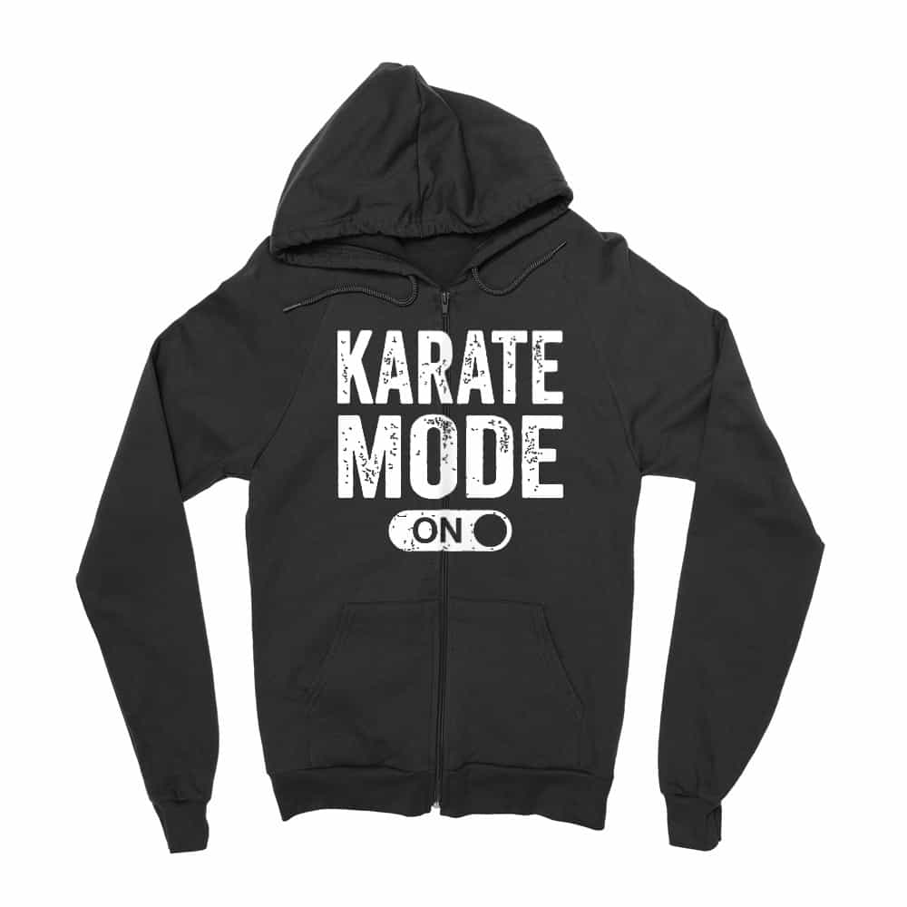 Karate mode on Zipzáros Pulóver