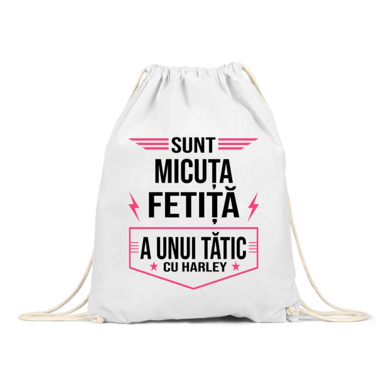 Micuța fetiță a unui tătic cu Harley