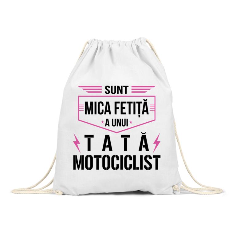 Mica fetiță a unui tată motociclist